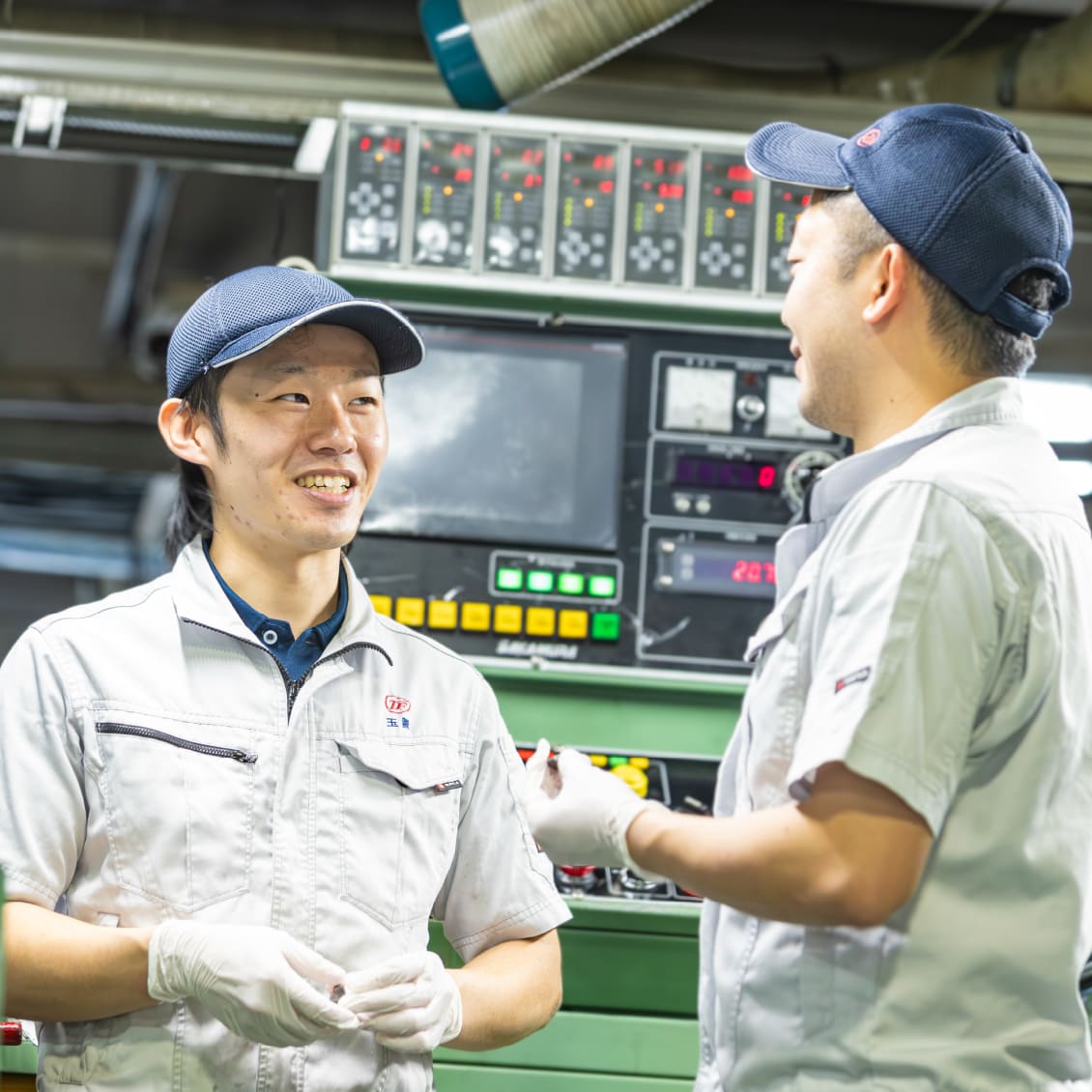 明るく、きれいな工場がひと目で気に入ったから。
